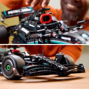 LEGO Technic Mercedes-AMG F1 W14 E Performance (42171) 7