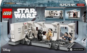 LEGO Star Wars Wejście na pokład statku kosmicznego Tantive IV (75387) 9