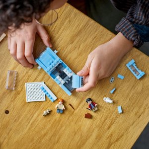 LEGO Harry Potter Latający Ford Anglia™ (76424) 6