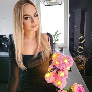 Springos Miś z płatków róż różowy 25 cm miś z róż z lampkami LED biały ciepły UNIWERSALNY 15