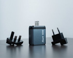 Ładowarka Verbatim GNC-65 32201 1x USB-A 2x USB-C  (32201) 4