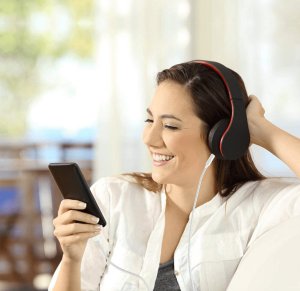 Kabel USB Reagle REAGLE KABEL AUX JACK 3.5mm AUDIO iPhone Lightning 1m 4