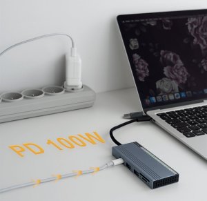 HUB USB Reagle REAGLE Hub Obudowa Na Dysk SSD NVME SATA M.2 USB-C 3.2 M2 Adapter Kieszeń 3