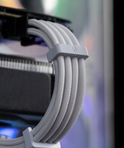 AsiaHorse PCIe 8-pin - PCIe 8-pin, 0.3m, Biały (S1X (6+2) 8 PIN CABLE WHITE) 4