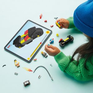 LEGO City Strażacki motocykl ratunkowy (60410) 6