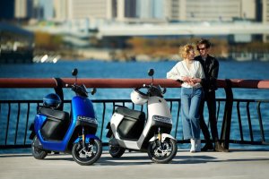 Segway eScooter E110S Czarny 4