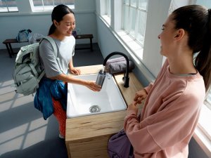 Brita Butelka filtrująca Active Pastelowa zieleń + 2 filtry MicroDisc 600ml 13