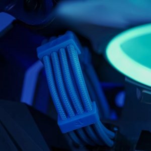 AsiaHorse Zestaw przedłużaczy kabli do zasilacza ATX 4 KIT Niebieskie 18 AWG AsiaHorse Sleeved 4