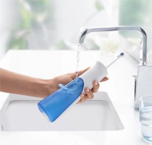 Irygator Oral-B AquaCare 4 biały 4