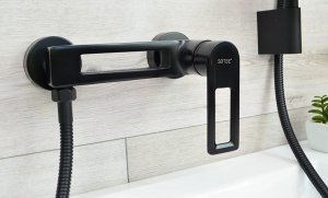 Sotbe SOTBE LOFT SVART Bateria prysznicowa ścienna CZARNA z drążkiem prysznicowym 80cm 7