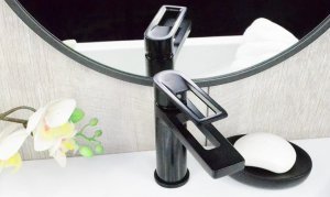 Sotbe SOTBE LOFT SVART Zestaw bateria prysznicowa + bateria umywalkowa stojąca + drążek prysznicowy 80 cm 3