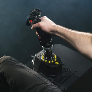 Joystick Thrustmaster AVA F/A-18E Super Hornet Flight Stick (2960863) 8