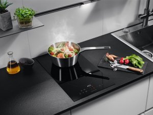 Płyta grzewcza AEG IKB32300CB 3