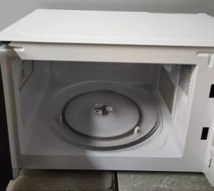 Kuchenka mikrofalowa Amica AMMF20M1W 10