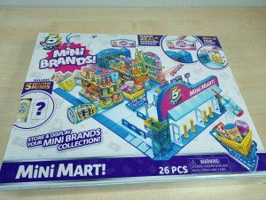 Figurka Zuru Zestaw z figurkami Mini Brands Global Minimarket 3