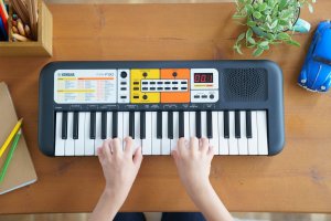 Yamaha Yamaha PSS-F30 - Keyboard 8