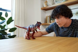 Figurka Mattel Jurassic World Kolekcja Hammonda Karnotaur Duży dinozaur HTK44 8