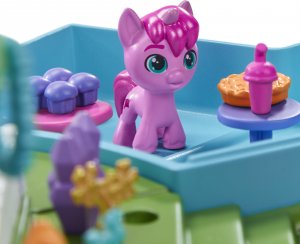 Figurka Hasbro Zestaw figurek My Little Pony Mini World Magic Kryształowa Latarnia 9