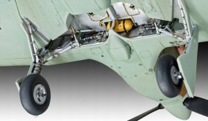 Revell Model plastikowy Samolot Hawker Hurricane MK IIB 1/32 3
