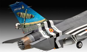 Revell Model plastikowy Samolot 50TH Anniversary F-16 Falcon 1/32 5