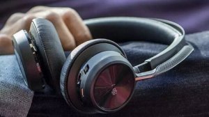 Słuchawki Poly Voyager Focus 2-M  (77Y90AA) 2