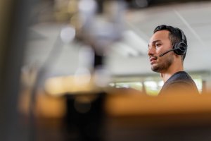 Słuchawki Poly Voyager 4320  (77Z31AA) 7