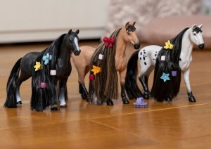 Figurka Schleich Figurka Piękna klacz rasy Quarter Horse Sofias Beauties 9