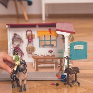 Figurka Schleich Zestaw z figurkami Pomieszczenie dla stajennego 13
