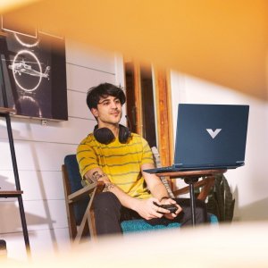 Laptop HP Laptop do gier HP Victus 15-fa1010nw / 9R834EA / Intel i5-13 / 16GB / SSD 512GB / Nvidia RTX 3050 / FullHD / 144Hz / FreeDos 9