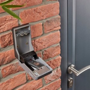 MasterLock Kasetka na klucze z zamkiem szyfrowym do stałego montażu na cianie 4