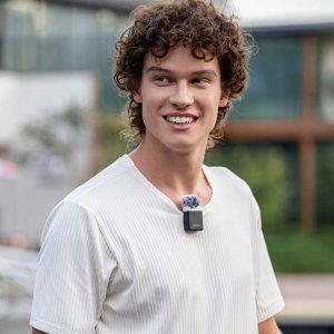 Mikrofon Ulanzi 2x Mikrofon Bezprzewodowy Krawatowy do Telefonu Aparatu Kamery / Pamięć 8GB / Zasięg 100m / Ulanzi AM-18 4