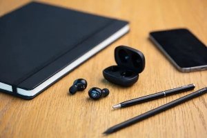 Słuchawki GoGEN Crew białe (TWSCREWW) 7