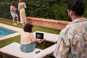 Laptop HP HP EliteBook 830 G11 Intel Core Ultra 7 155U Laptop 33,8 cm (13.3") WUXGA 16 GB LPDDR5x-SDRAM 512 GB SSD Wi-Fi 6E (802.11ax) Windows 11 Pro Srebrny 14