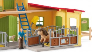 Figurka Polly Pocket Zestaw z figurką Boks dla kuca islandzkiego 20