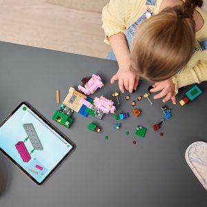 LEGO Minecraft Wiśniowy ogród (21260) 6