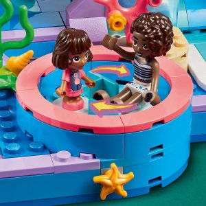 LEGO Friends Park wodny w Heartlake (42630) 3