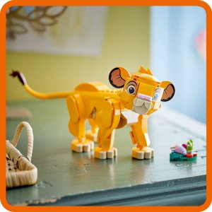 LEGO Disney Król Lew — lwiątko Simba (43243) 4