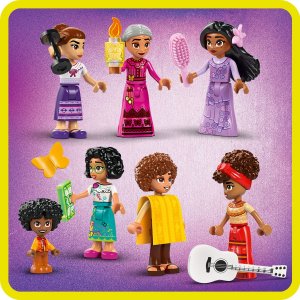 LEGO Disney Magiczny dom Madrigalów (43245) 2