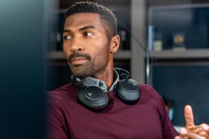 Słuchawki Poly Voyager Surround 80 UC czarne (8H2G3AA) 9