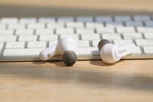 Słuchawki Boya BY-AP4 WHITE bezprzewodowe słuchawki douszne 11