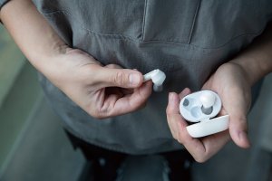 Słuchawki Boya BY-AP4 WHITE bezprzewodowe słuchawki douszne 2