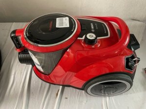 Odkurzacz Bosch Bosch Series 6 ProAnimal BGC41PET, canister vacuum cleaner (red/black) 1