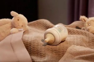 Avent SCY670/02-RESPONSYWNA BUTELKA 125ML 4