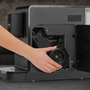 Ekspres ciśnieniowy Ufesa Sensazione 5