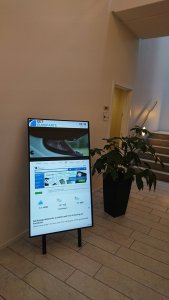 VivoLink Portable Digital Signage Stand 3