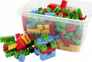Klocki w pojemniku 3