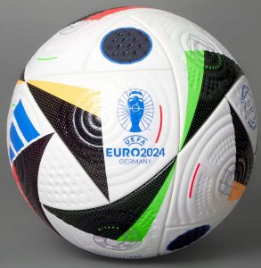 Adidas Piłka Euro24 Pro Fussballliebe IQ3682 biała 11