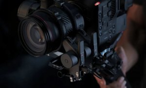 Gimbal DJI RS 4 Pro Czarny 7