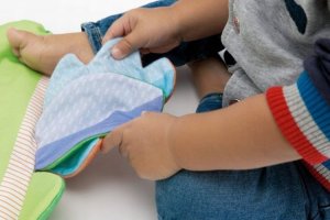 Chicco Mata Wodna Sensoryczna Krokodyl 6-36m 3