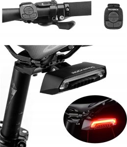 RockBros Lampka rowerowa tylna Rockbros LKWD-R1 z laserem i pilotem + kabel micro USB - USB-A - czarna 11